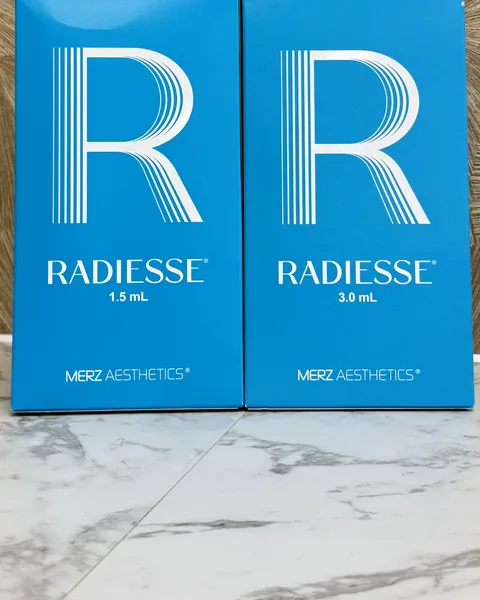 Radiesse producten bij LIV Derma Institute