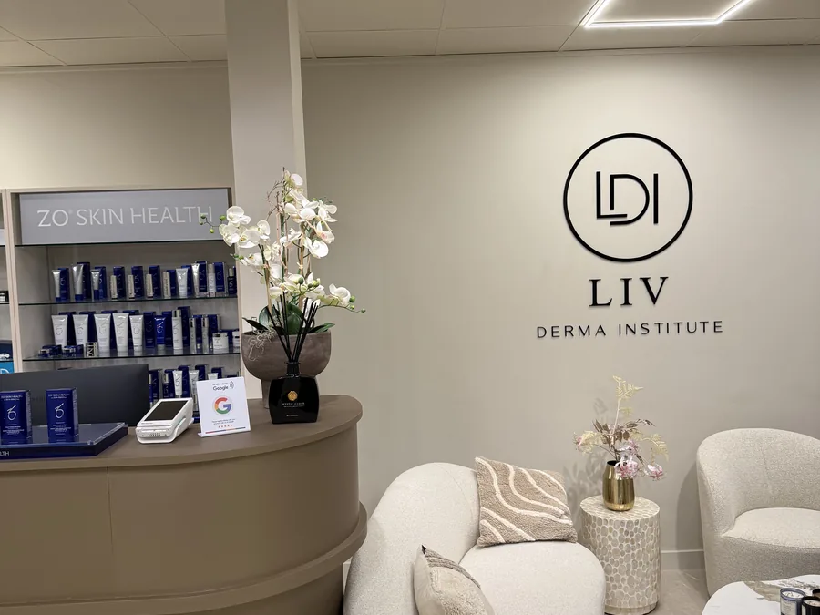 Receptie van LIV Derma Institute in Almere