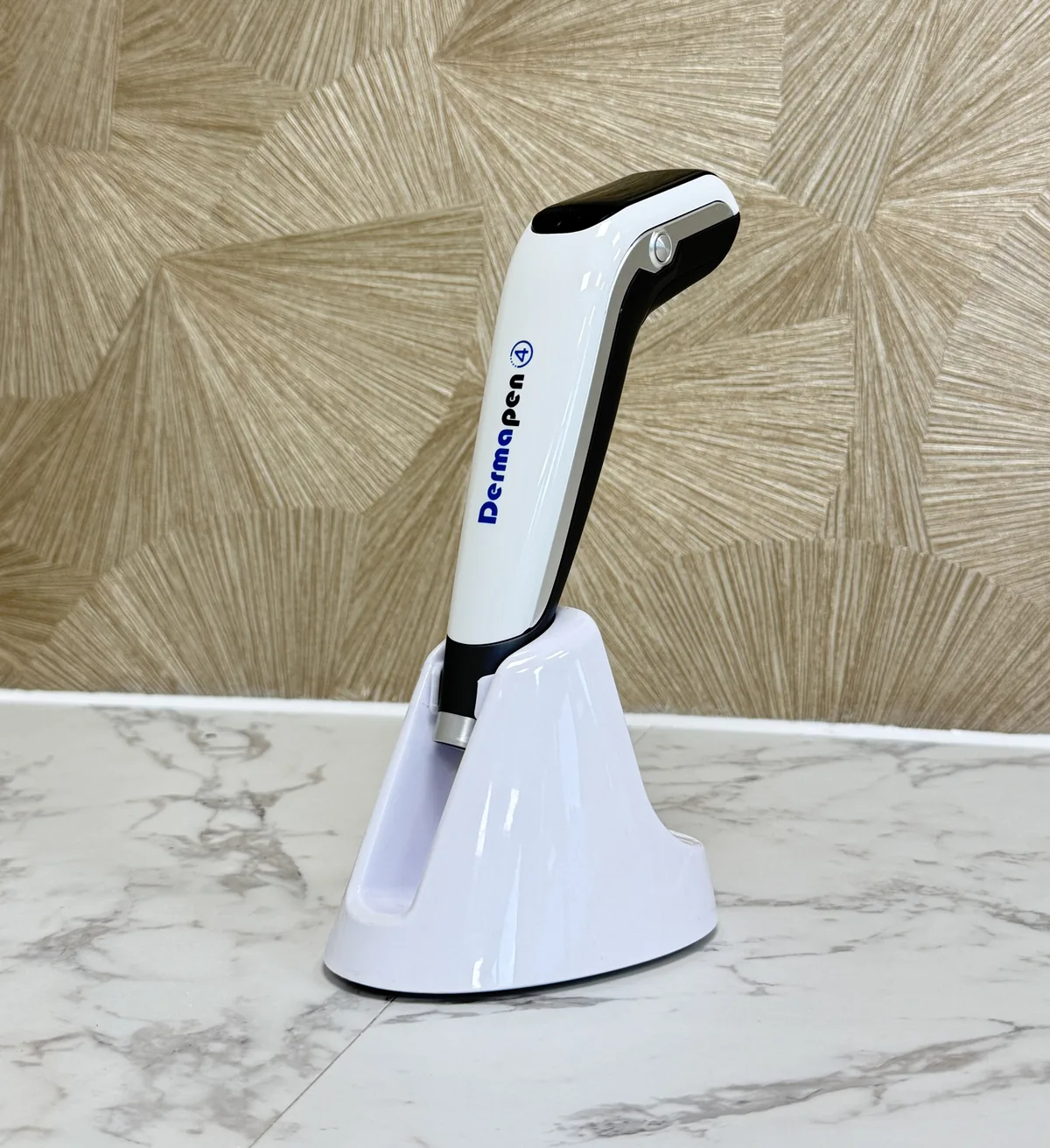 Dermapen 4, ZO Skin Health en Mesoestetic bij LIV Derma Institute